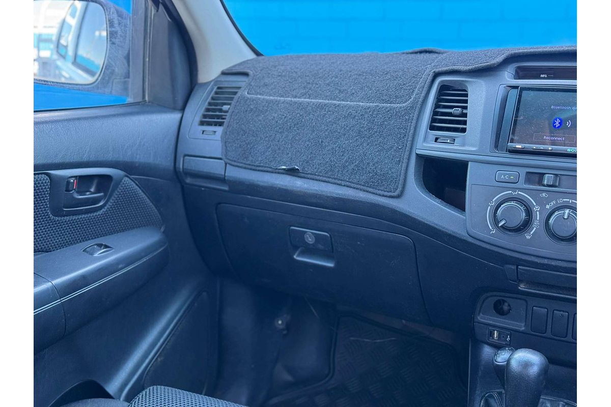 2014 Toyota Hilux SR KUN26R 4X4