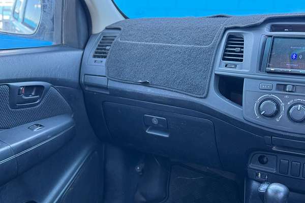 2014 Toyota Hilux SR KUN26R 4X4