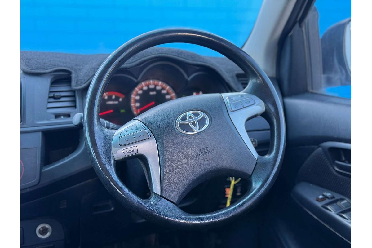 2014 Toyota Hilux SR KUN26R 4X4