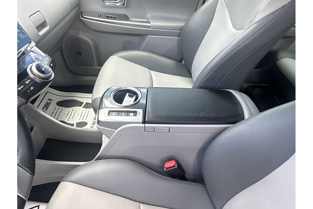 2015 Toyota Prius V Five