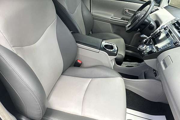 2015 Toyota Prius V Five