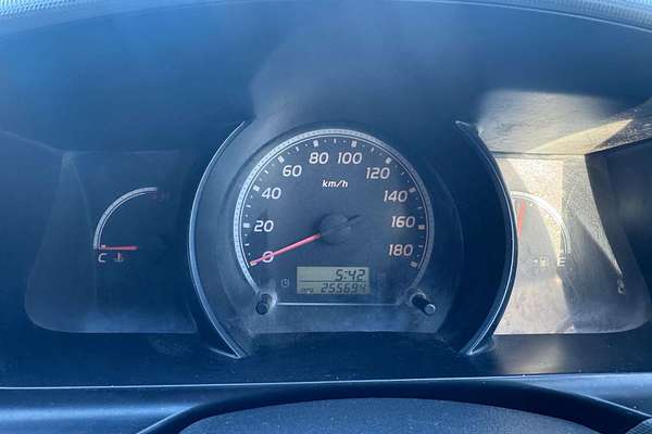 2005 Toyota Hiace Commuter KDH222R