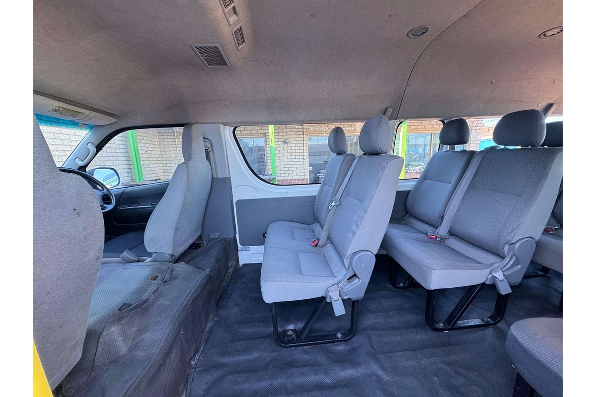 2005 Toyota Hiace Commuter KDH222R