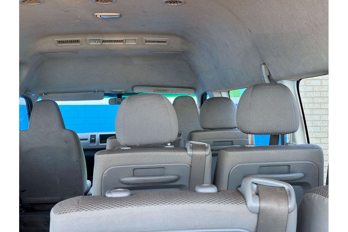 2005 Toyota Hiace Commuter KDH222R