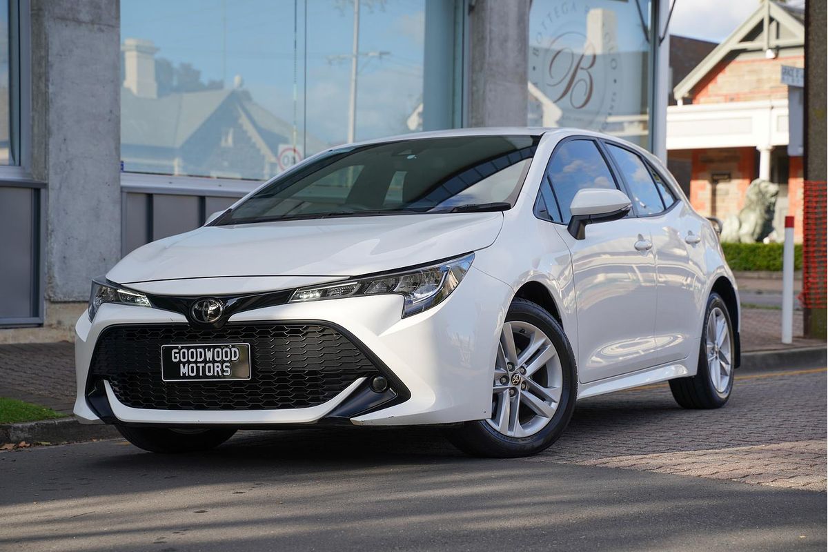 2018 Toyota Corolla Ascent Sport Hybrid ZWE211R