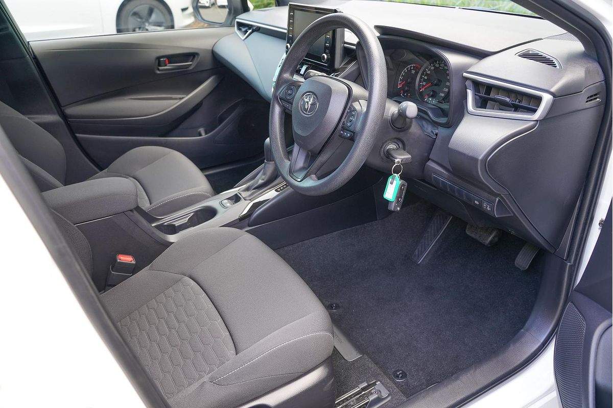 2018 Toyota Corolla Ascent Sport Hybrid ZWE211R