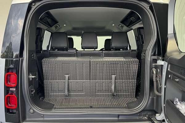 2021 Land Rover Defender 110 D300 SE (220kW) L663 MY21