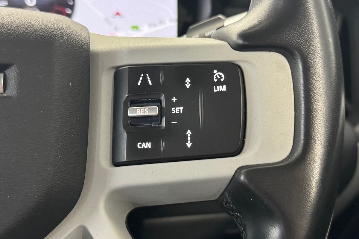 2021 Land Rover Defender 110 D300 SE (220kW) L663 MY21
