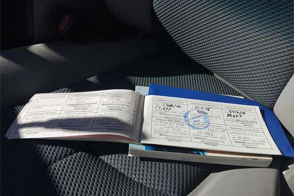 2004 Mazda Tribute Limited Sport