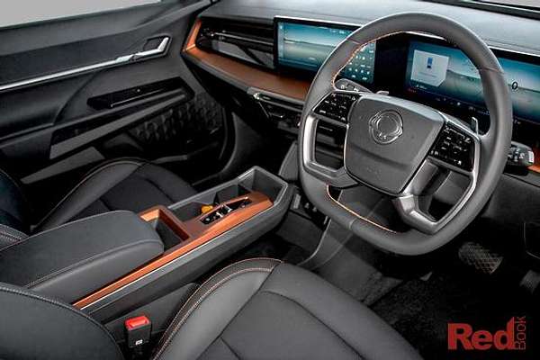 2025 KGM SsangYong Torres Ultimate J116