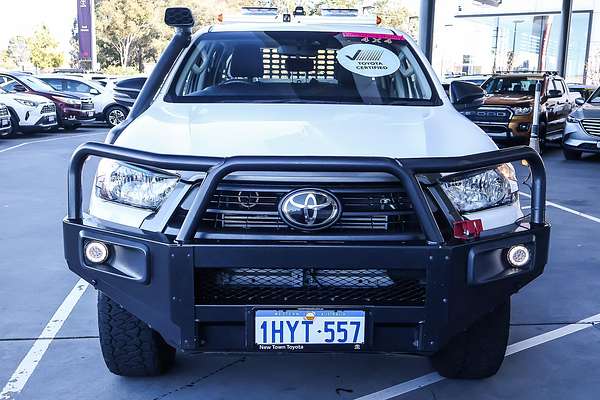 2023 Toyota Hilux SR GUN126R 4X4