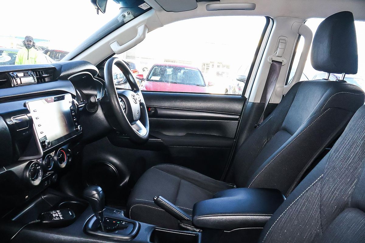 2023 Toyota Hilux SR GUN126R 4X4