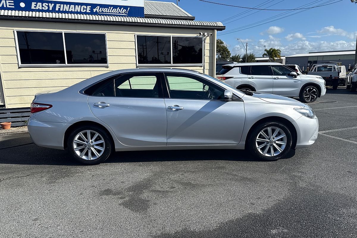 2017 Toyota Camry Atara S ASV50R