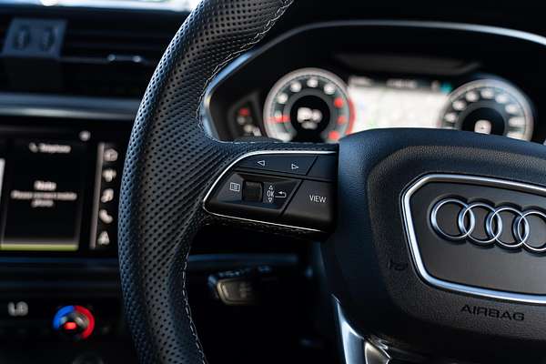 2025 Audi Q3 40 TFSI S line F3
