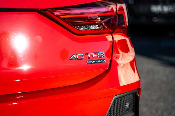 2025 Audi Q3 40 TFSI S line F3