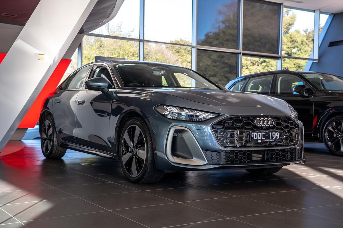 2025 Audi A5 TFSI 150kW S line B10