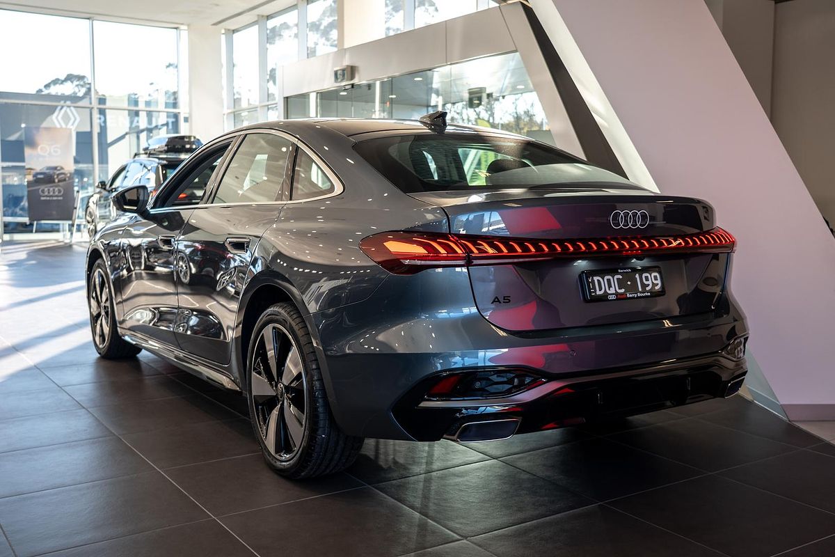 2025 Audi A5 TFSI 150kW S line B10