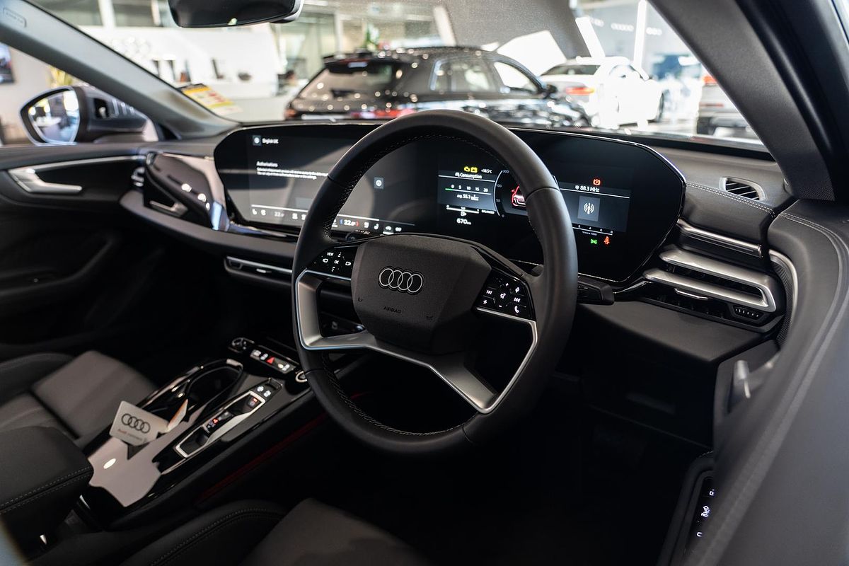 2025 Audi A5 TFSI 150kW S line B10