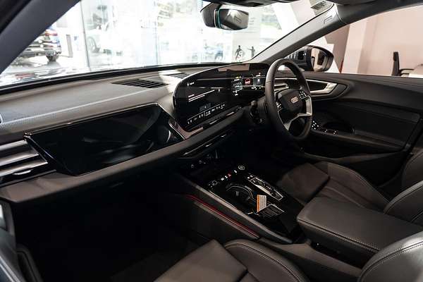 2025 Audi A5 TFSI 150kW S line B10