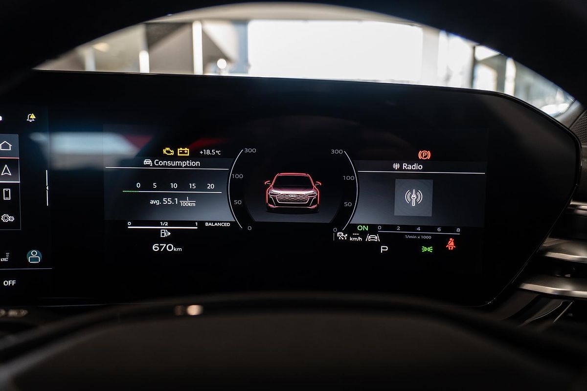2025 Audi A5 TFSI 150kW S line B10