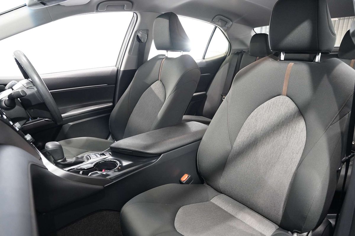 2020 Toyota Camry Ascent AXVH71R