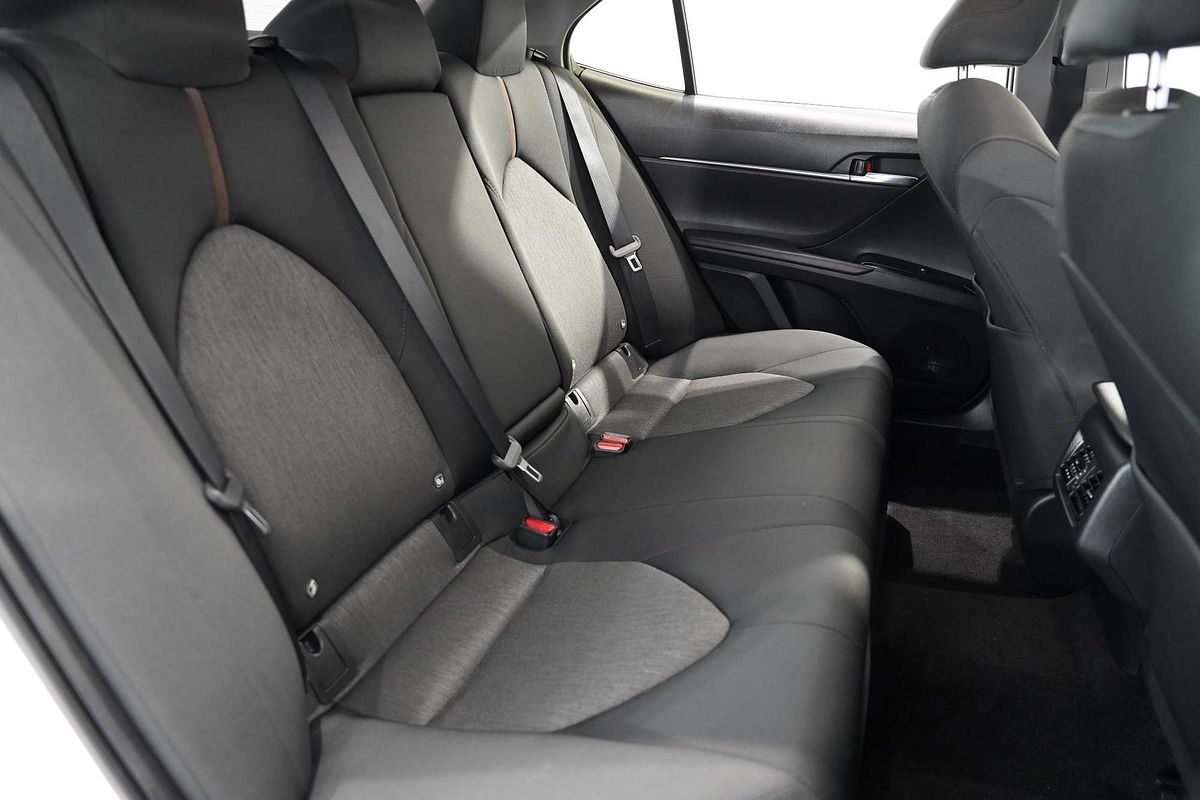 2020 Toyota Camry Ascent AXVH71R