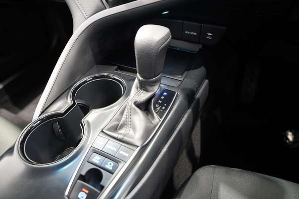 2020 Toyota Camry Ascent AXVH71R