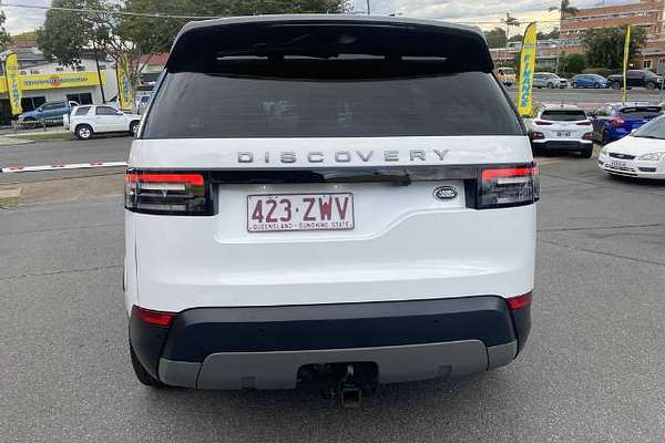 2017 Land Rover Discovery TD4 SE Series 5