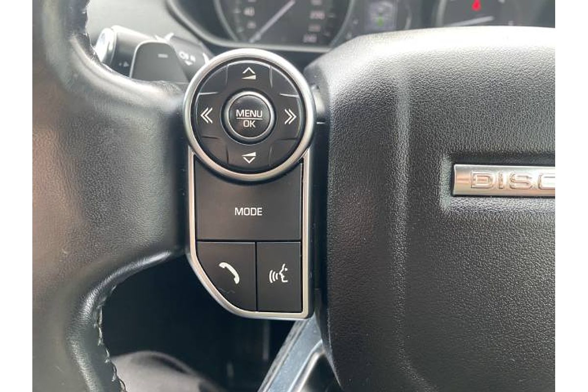 2017 Land Rover Discovery TD4 SE Series 5
