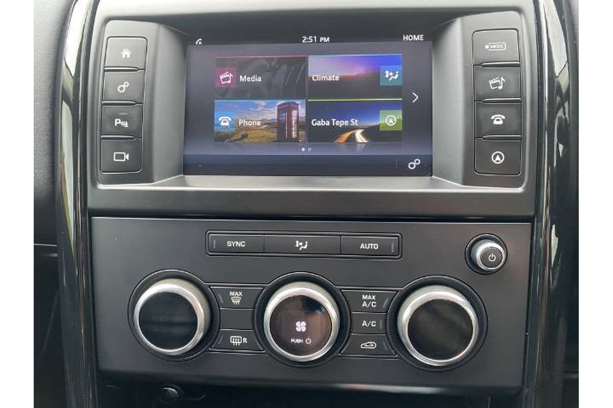 2017 Land Rover Discovery TD4 SE Series 5