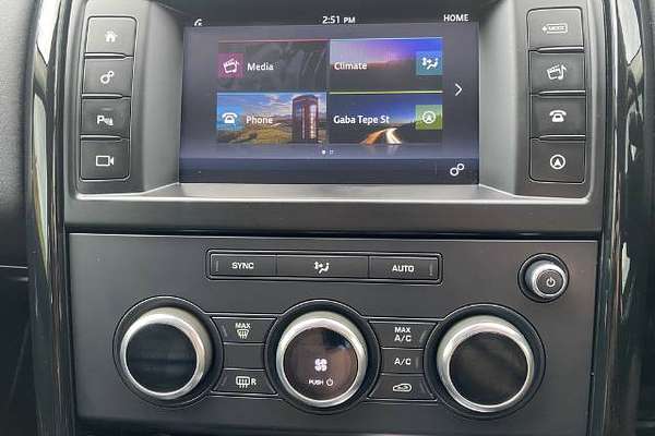 2017 Land Rover Discovery TD4 SE Series 5