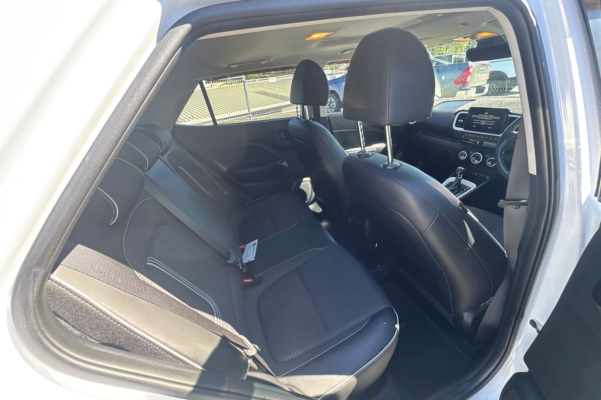 2023 Hyundai Venue Elite QX.V5