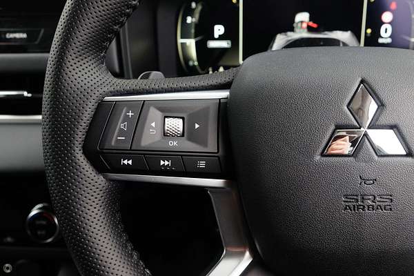 2025 Mitsubishi Outlander LS ZM