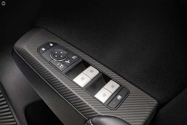 2025 Mitsubishi Outlander LS ZM