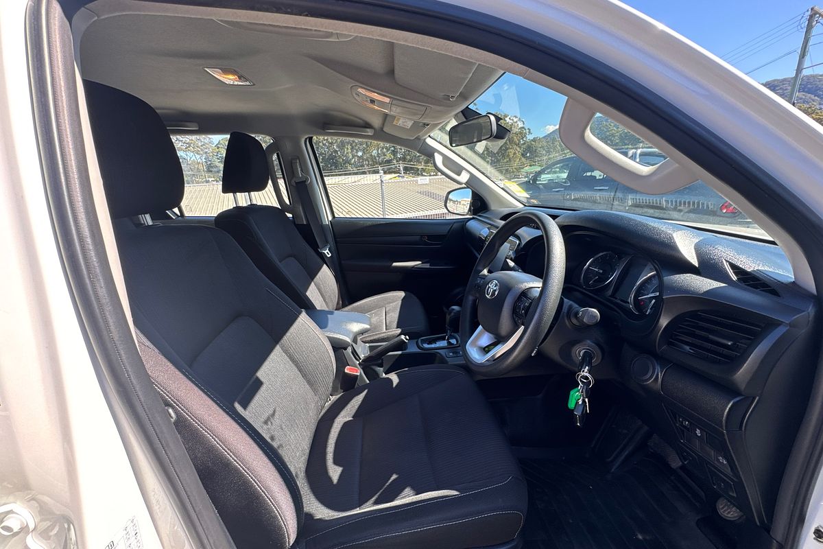 2020 Toyota Hilux SR GUN126R 4X4