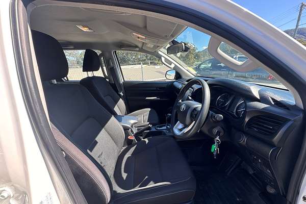 2020 Toyota Hilux SR GUN126R 4X4