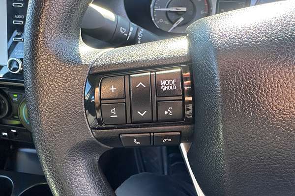 2020 Toyota Hilux SR GUN126R 4X4