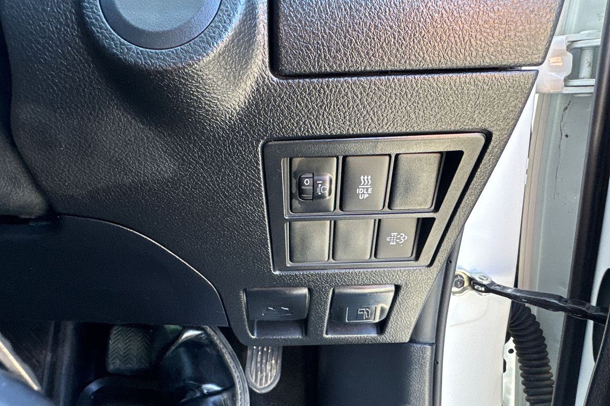 2020 Toyota Hilux SR GUN126R 4X4