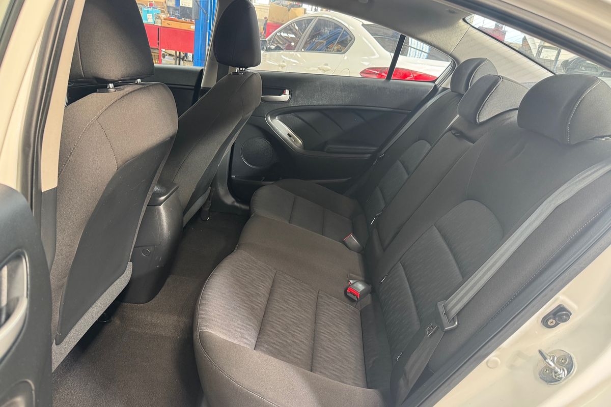 2015 Kia Cerato S YD