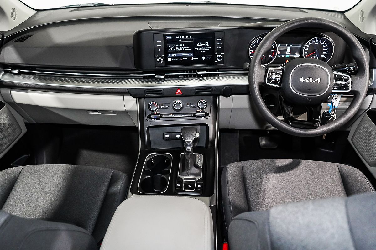 2024 Kia Carnival S KA4