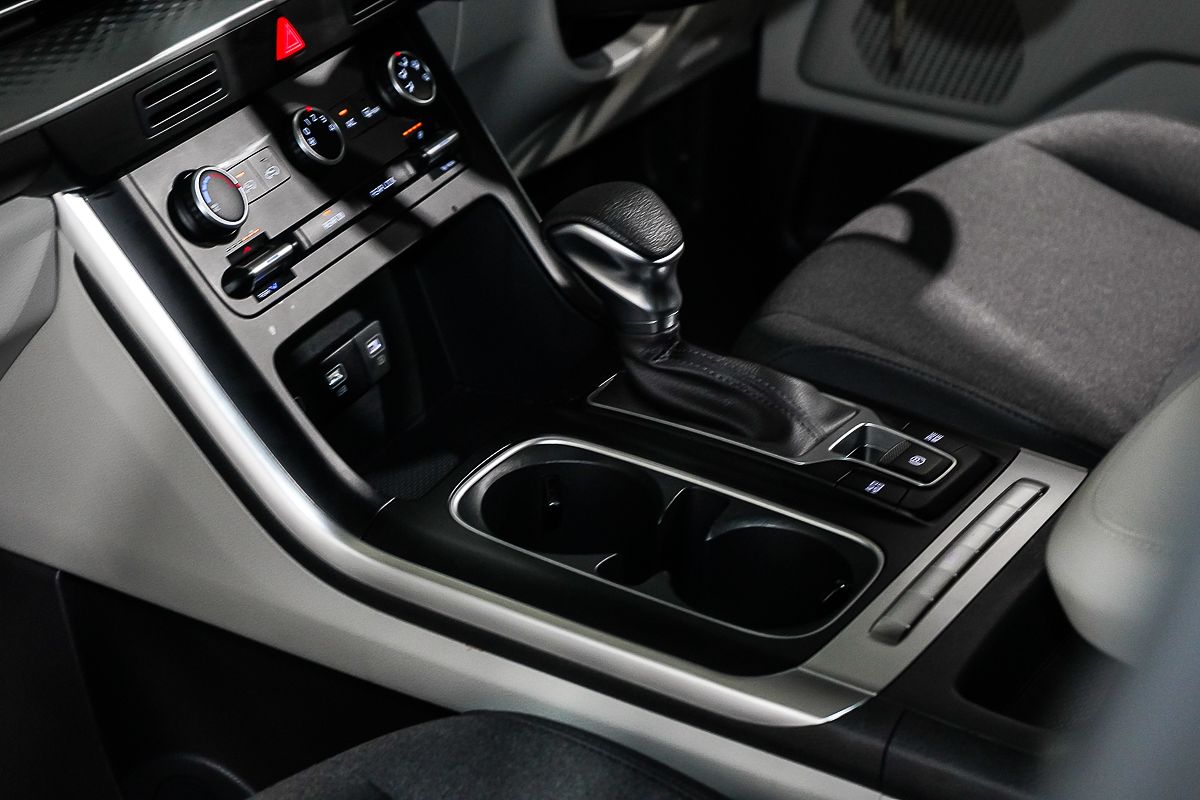 2024 Kia Carnival S KA4