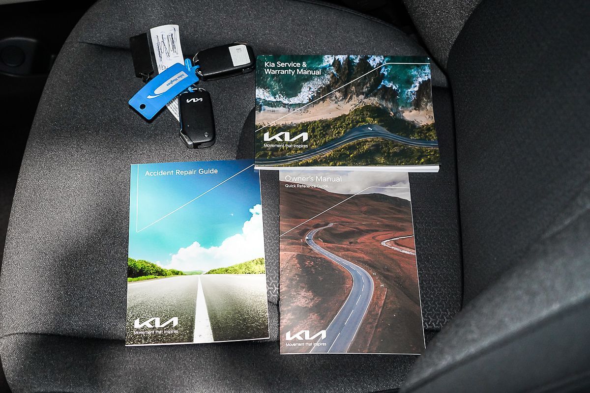 2024 Kia Carnival S KA4