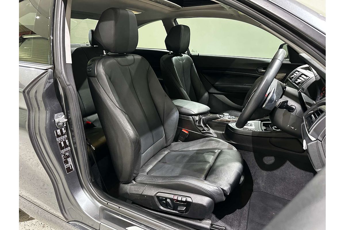 2015 BMW 2 Series 220i Sport Line F22