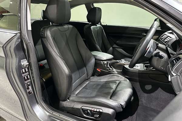 2015 BMW 2 Series 220i Sport Line F22