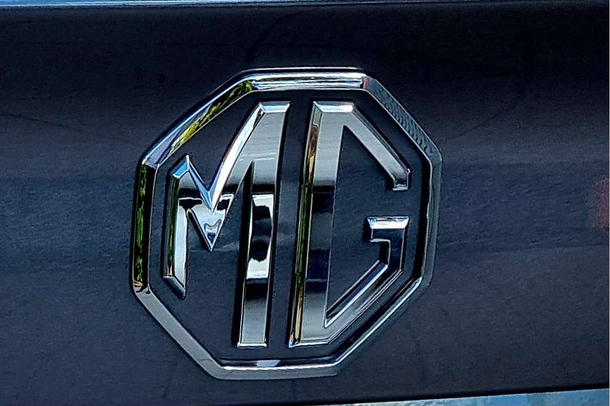 2025 MG MG5 Essence