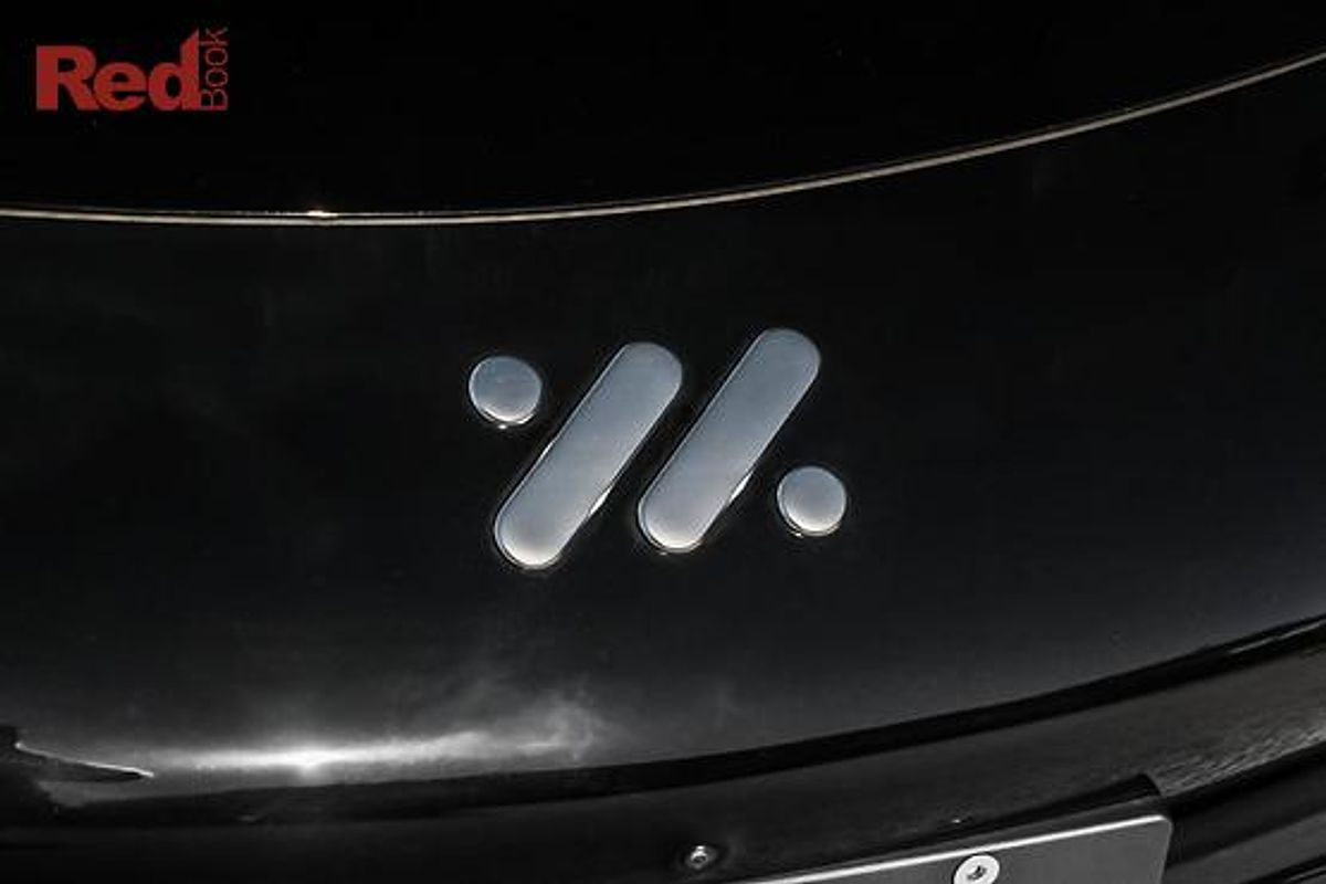 2025 MG IM5 Performance P12L