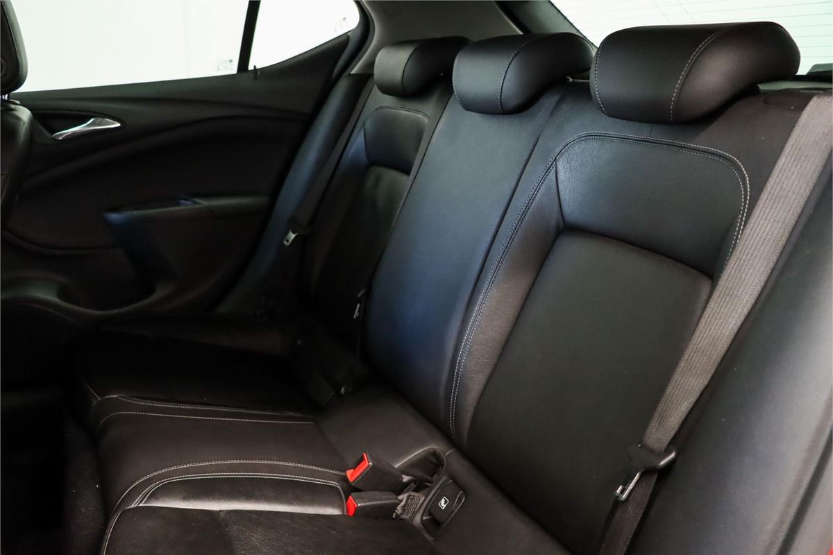 2017 Holden Astra RS-V BK