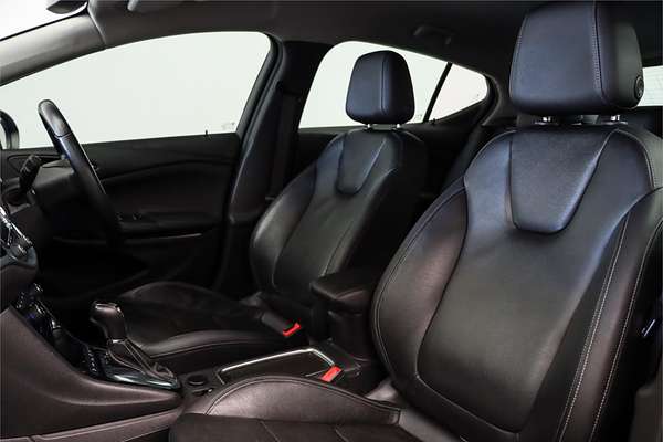 2017 Holden Astra RS-V BK