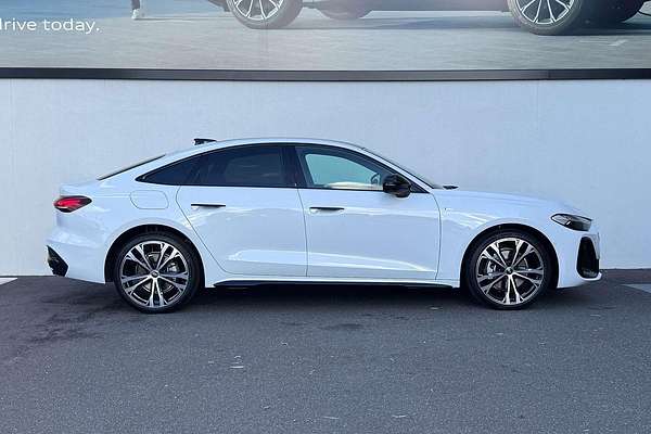2025 Audi A5 TFSI 150kW S line B10