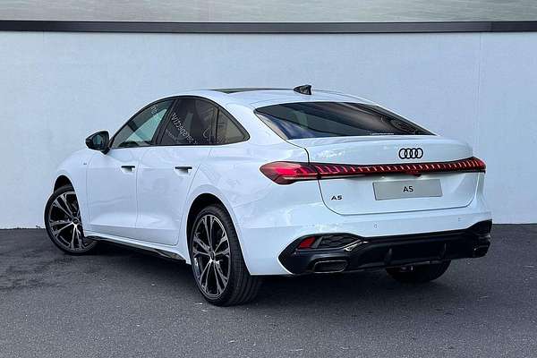 2025 Audi A5 TFSI 150kW S line B10
